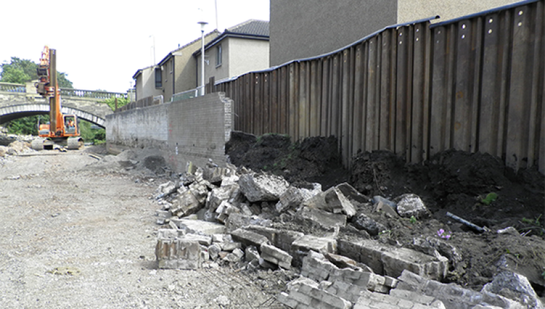 Trench sheeting helps flood prevention